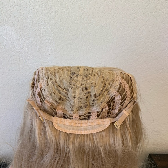 Wigs main image 7